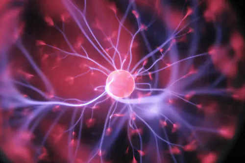 Emissionsspektroskopische Diagnostik an Mikroplasmen zur Analyse von gasförmigen und flüssigen Proben